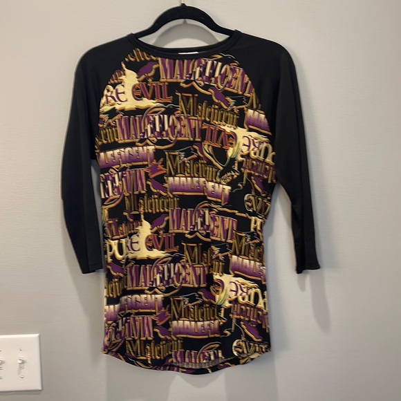 LuLaRoe Tops - LuLaRoe Maleficent Disney Shirt Sz Small